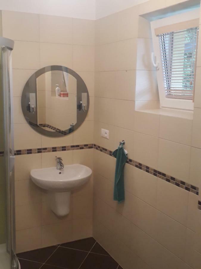 Apartman Naji - Tale Exteriör bild